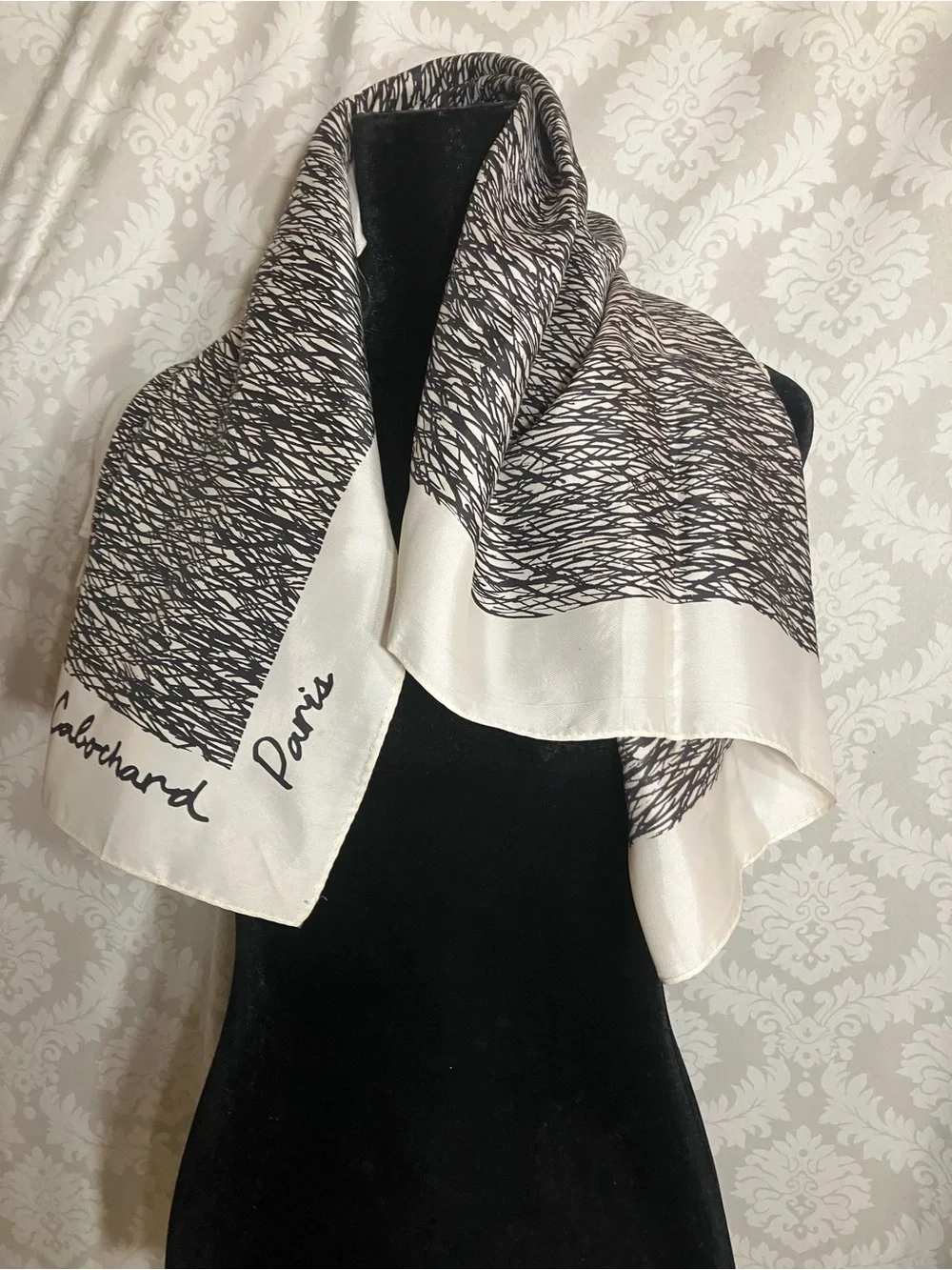 Vintage Cabochard Paris Patterned Scarf - Picture 5 of 9